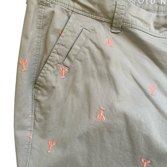 Old Navy Women’s Khaki Pants Size 16 Reg with Embroidered Coral Lobster Print - Picture 7 of 8